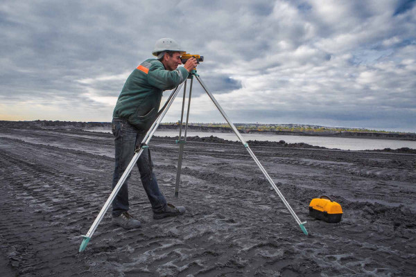 Servicios de Topografía · Topógrafos Servicios Topográficos y Geomáticos el Perelló